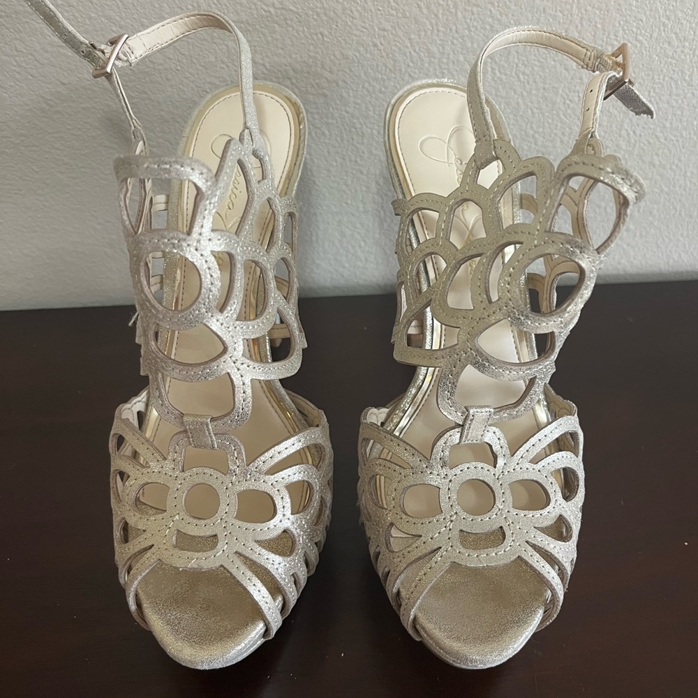 Jessica Simpson Weslynn Gold Heels Size 7